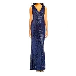 Badgley Mischka Collection long sequined formal dress Size 14
